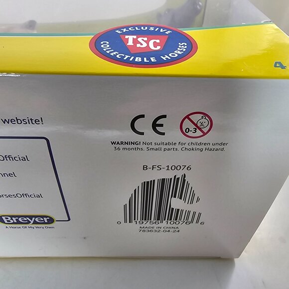 Breyer Wild Mustang Family Freedom Series 1:12 Scale TSC 2024 Horse - Picture 2 of 10